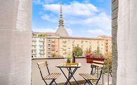 Appartamenti Vista Mole, Centro a 15 min - Luxury Suites&fast WiFi